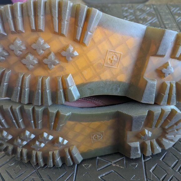Burgundy Doc Martens Sz 8 - Picture 5 of 6